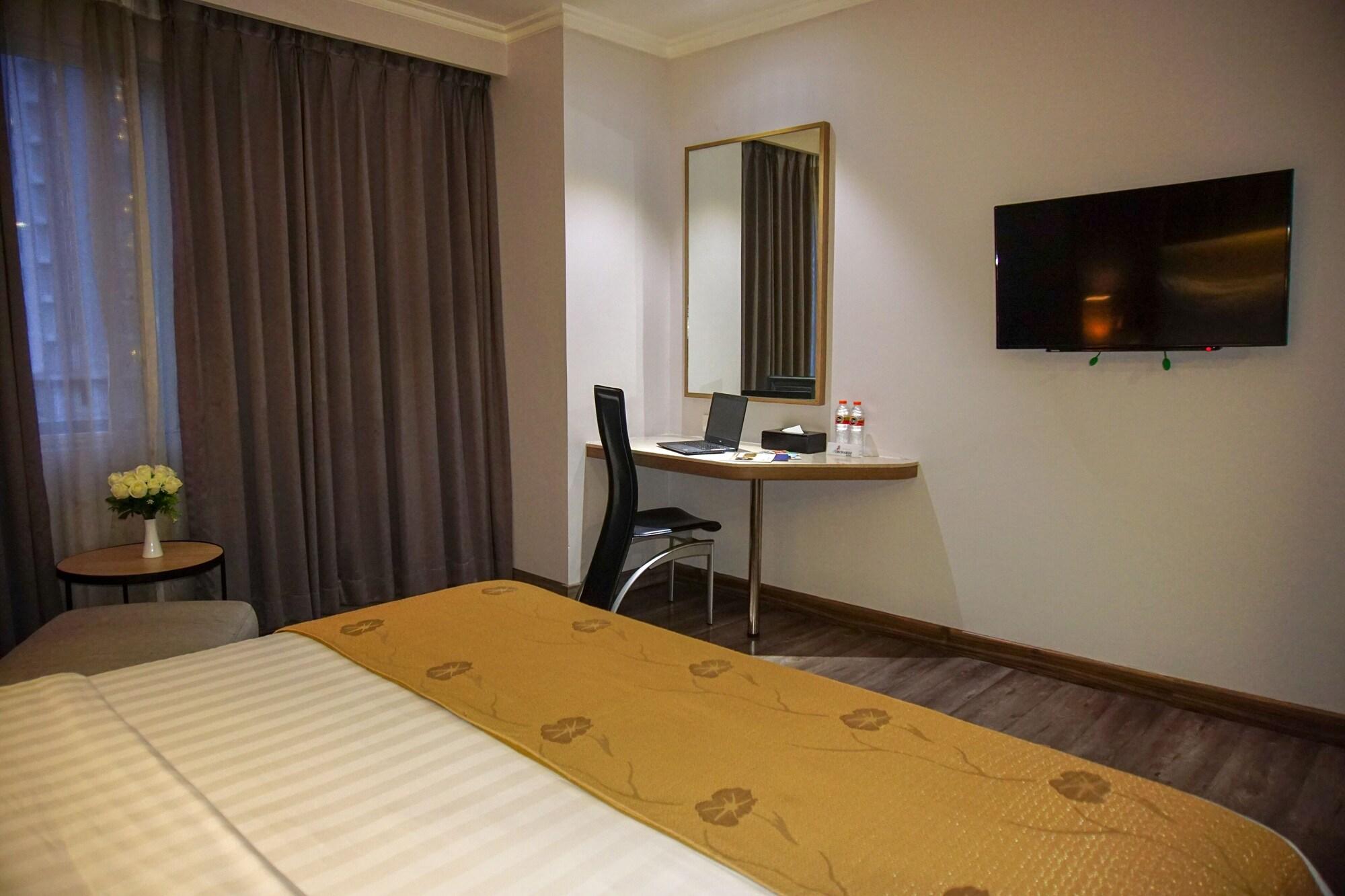 Orchardz Hotel Bandara Tangerang Kültér fotó