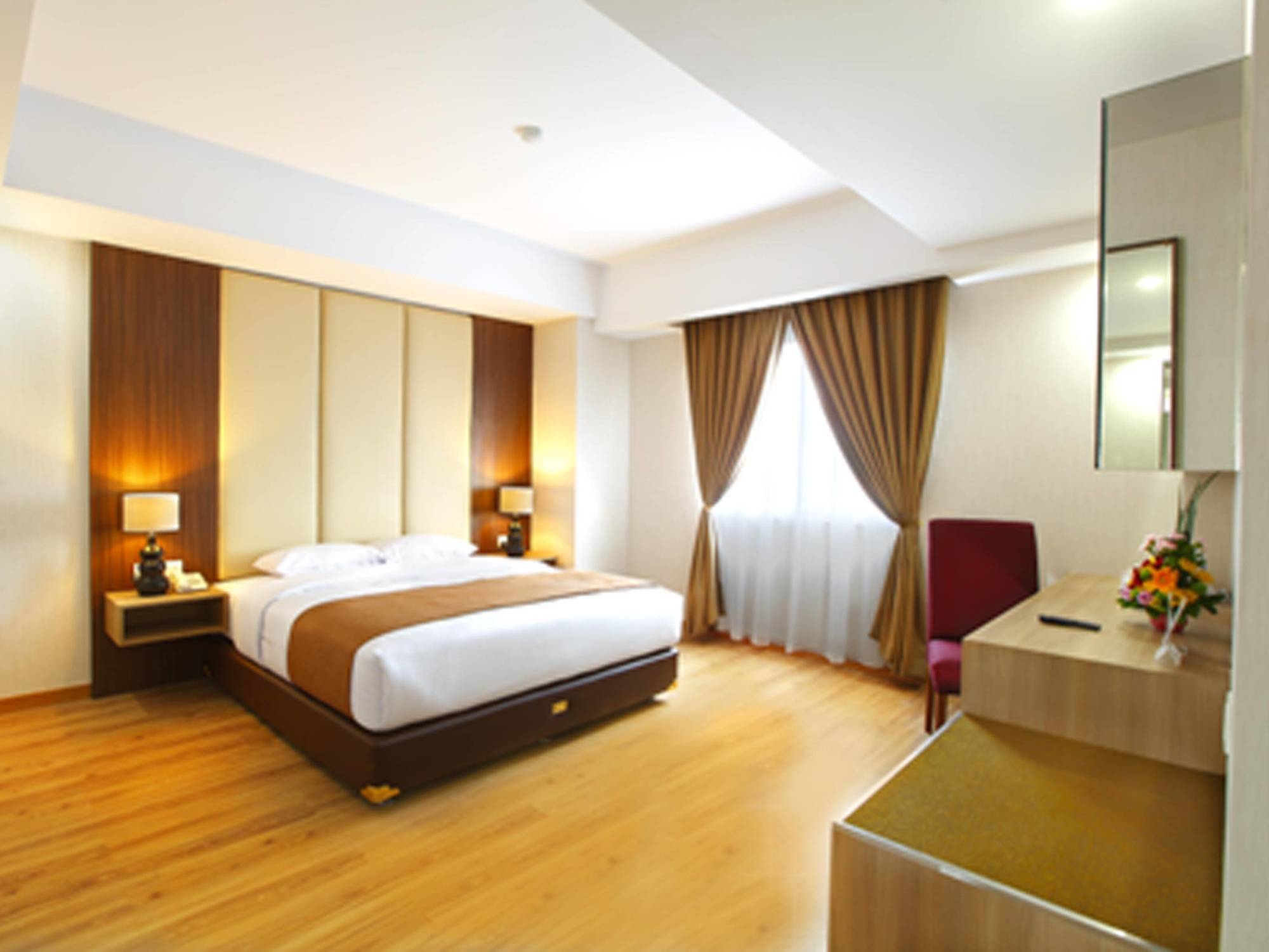Orchardz Hotel Bandara Tangerang Kültér fotó