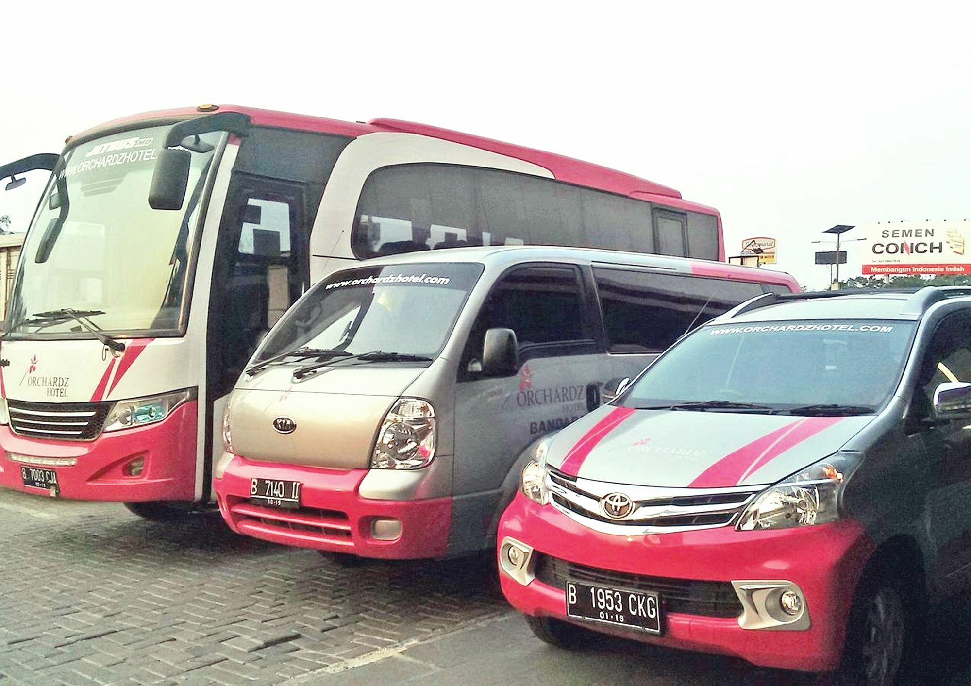 Orchardz Hotel Bandara Tangerang Kültér fotó